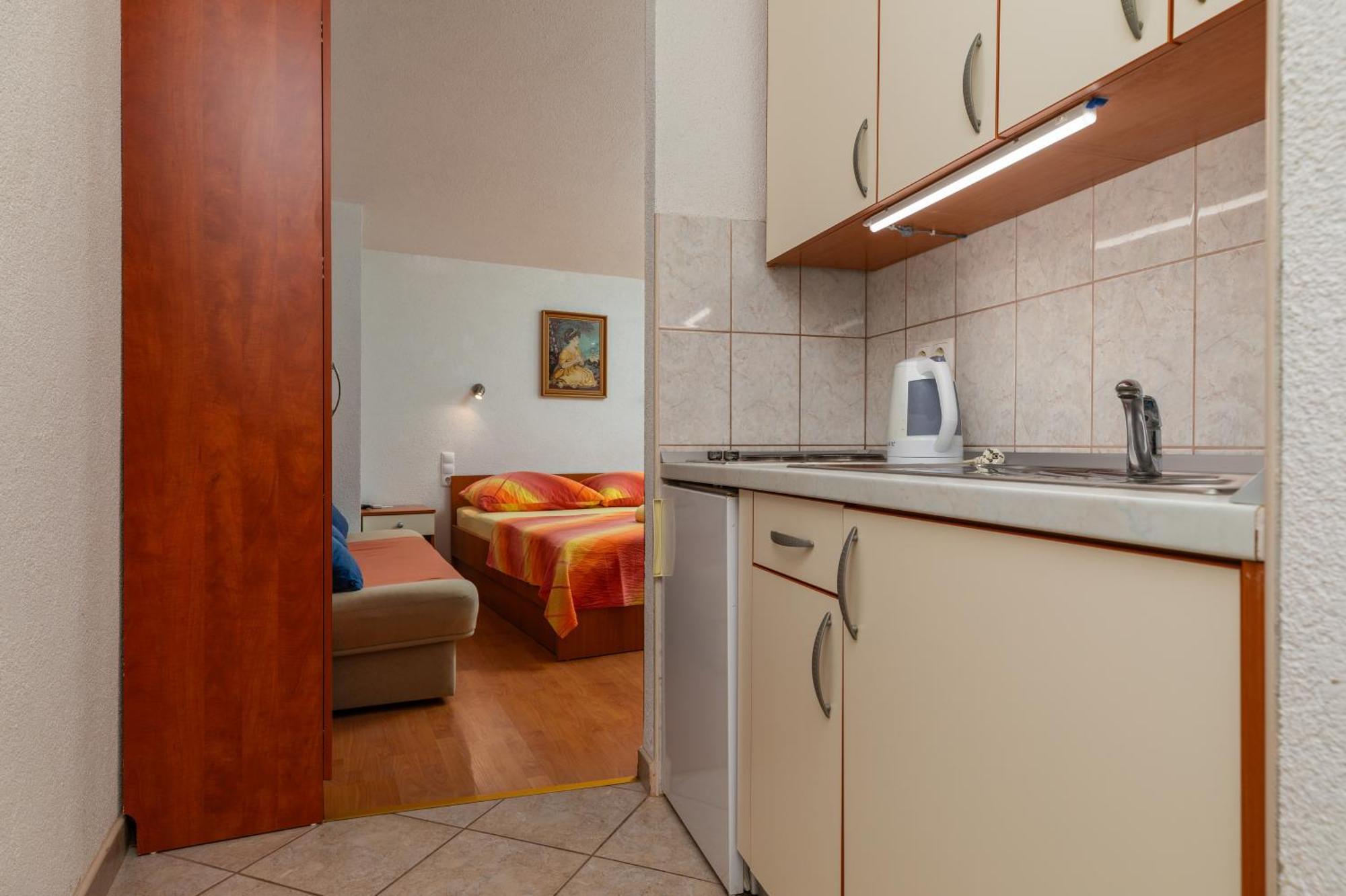 Apartments By The Sea Drasnice, Makarska - 6697 Exterior foto